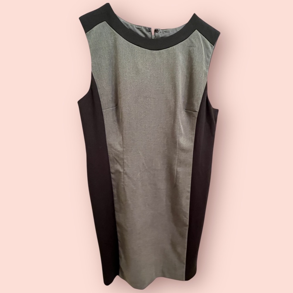 Ann Taylor Gray and Black Sleeveless Sheath Dress